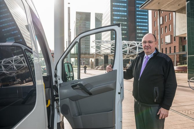 Barcelona Private Transfer from Cruise Port to Barcelona Airport - Leaving Barcelona’s cruise port with your luggage
