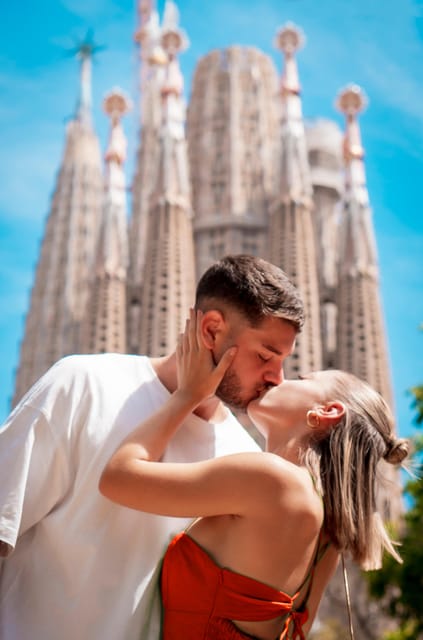 Barcelona: Professional Private Photoshoot - Picking the right Barcelona setting