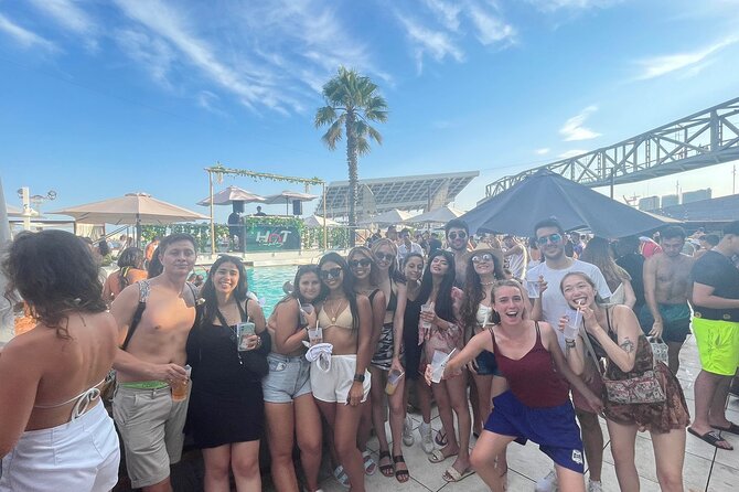 Barcelona Pub Crawl by KING -The Best Party tour & VIP Club Entry - The guide can shape the whole night
