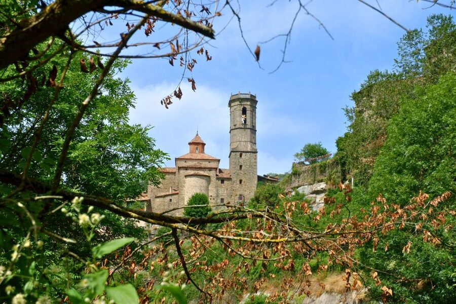 Barcelona: Pyrenees Villages and Trails Full-Day Tour - Who will enjoy this day most