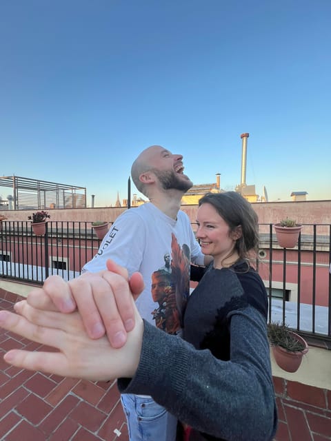 Barcelona: Rooftop Tango Lesson with Drinks and Videos - Practical tips for a smoother evening