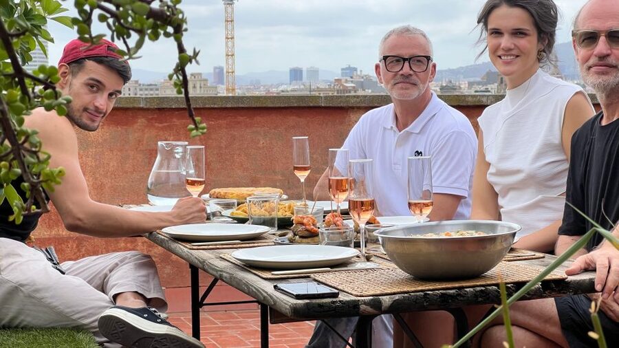 Barcelona: Rooftop Tapas and Sangria Class with a Chef - Champagne, introductions, and the start of the class