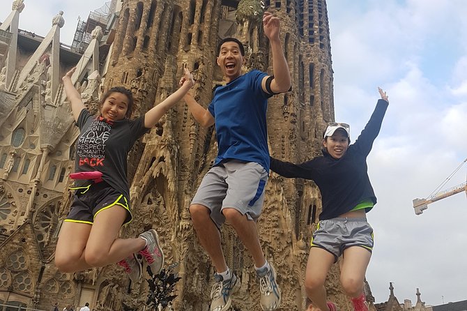 Barcelona Running Tour. Discover the city with a local - Key points at a glance