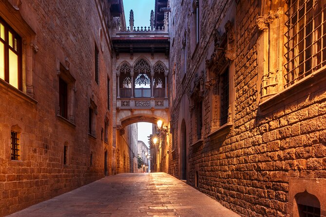 Barcelona's El Raval and the Gothic Quarter: A Self-Guided Audio Tour - La Boqueria and El Gato de Botero