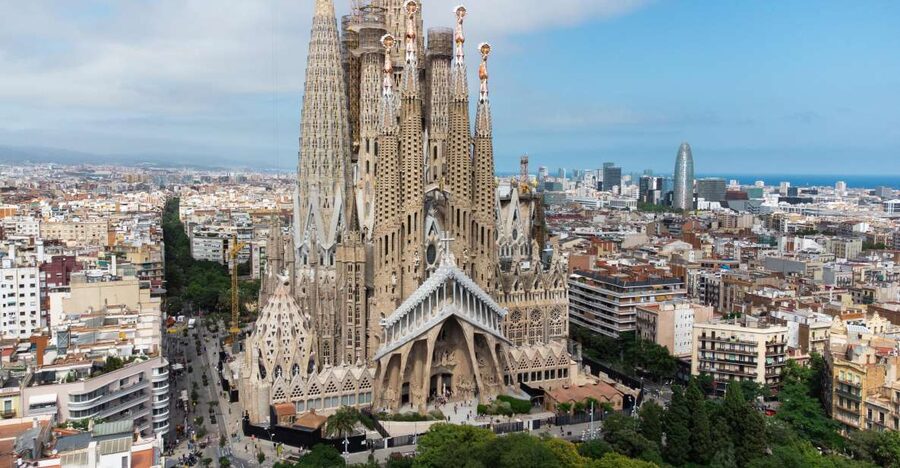 Barcelona: Sagrada Familia and Park Guell Combo Guided Tour - FAQ
