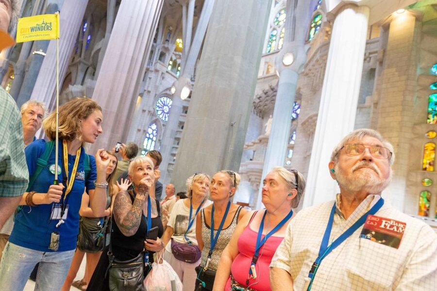 Barcelona: Sagrada Familia and Park Guell Combo Guided Tour - Final verdict: book it with a careful transfer plan