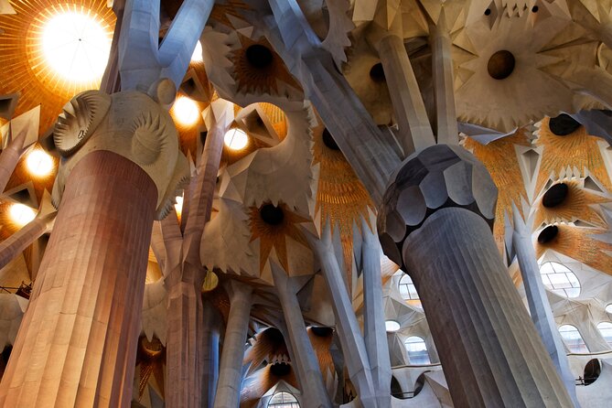 Barcelona Sagrada Familia Guided Visit With Optional Extras. - Meeting at the Sagrada Familia Souvenir Shop