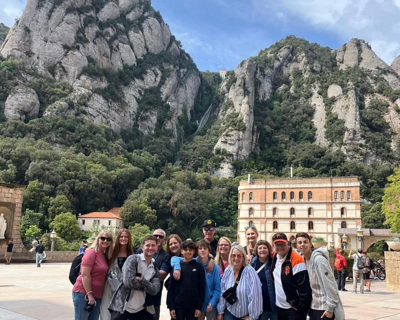 Barcelona: Sagrada Familia & Montserrat Full-Day with Pickup - Why this Barcelona and Montserrat combination works