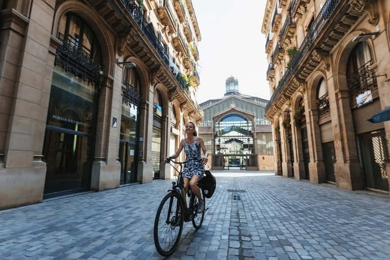 Barcelona: Sagrada Familia or Coastal City Sights by eBike - The 11am Gaudí ride and Sagrada Familia