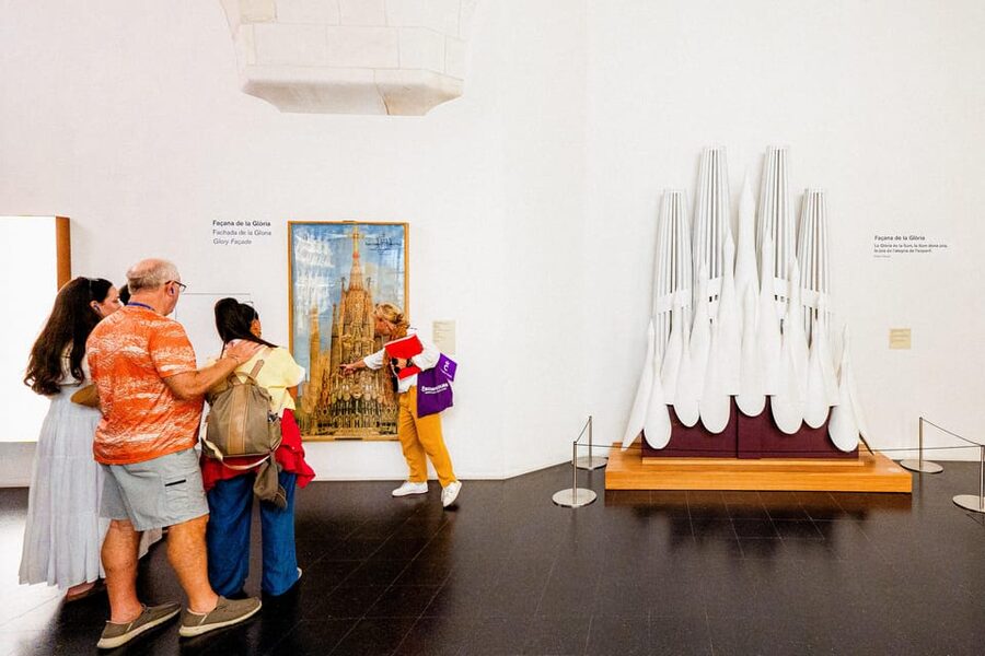 Barcelona: Sagrada Familia Priority Access Guided Tour - Who will get the most from this tour?