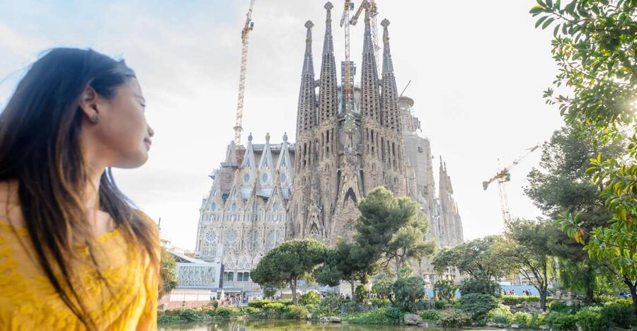 Barcelona: Sagrada Familia Tour & Optional Tower Visit - Inside the basilica: light, stone, and symbols