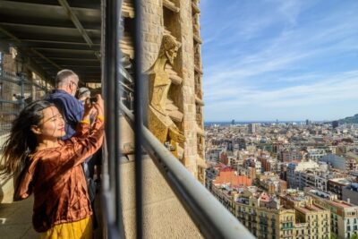Sagrada Familia Tour & Optional Tower Visit