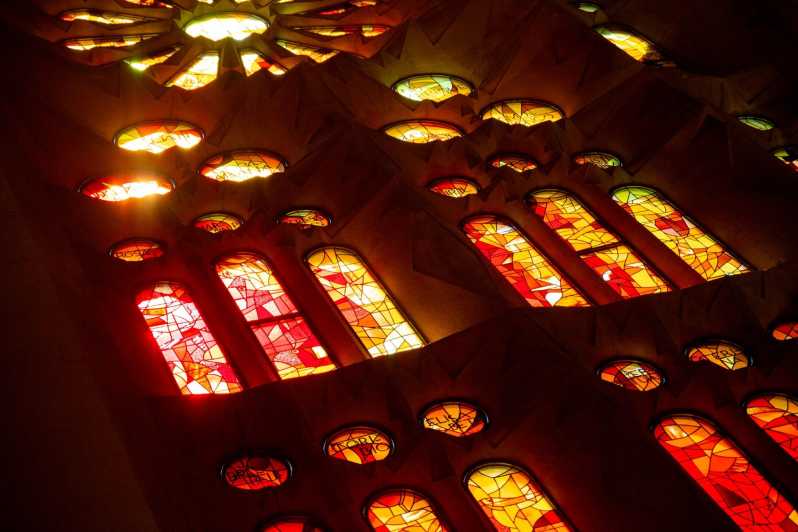 Barcelona: Sagrada Familia Tour with Optional Extras - Why the Interior Matters More Than the Facade