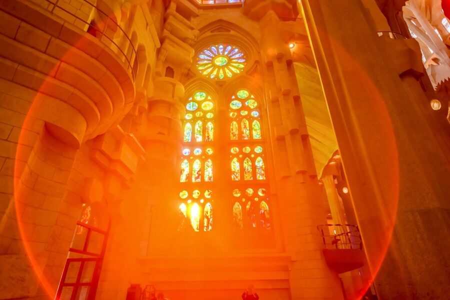 Barcelona: Sagrada Familia Tour with Optional Tower Access - Why a guide helps at Sagrada Familia