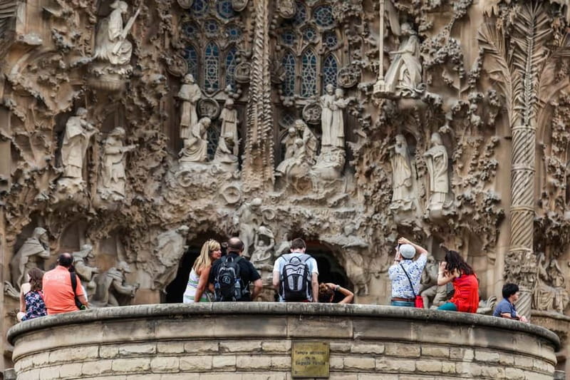 Barcelona: Sagrada Familia Tour with Skip-the-Line Access - What $57 means in practical terms
