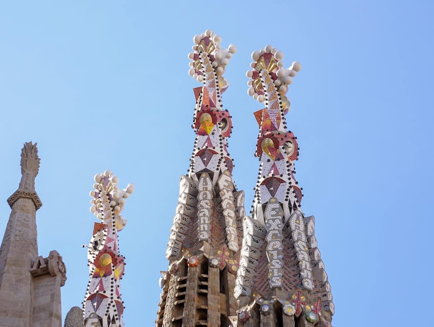 Barcelona: Sagrada Familia with Towers and Park Güell Tour - Is $128 a fair price?