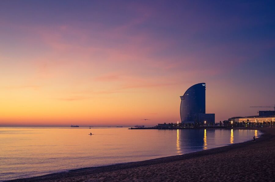 Barcelona: Sailing tour with drinks and aperitve - Should you book the Barcelona sailing tour?
