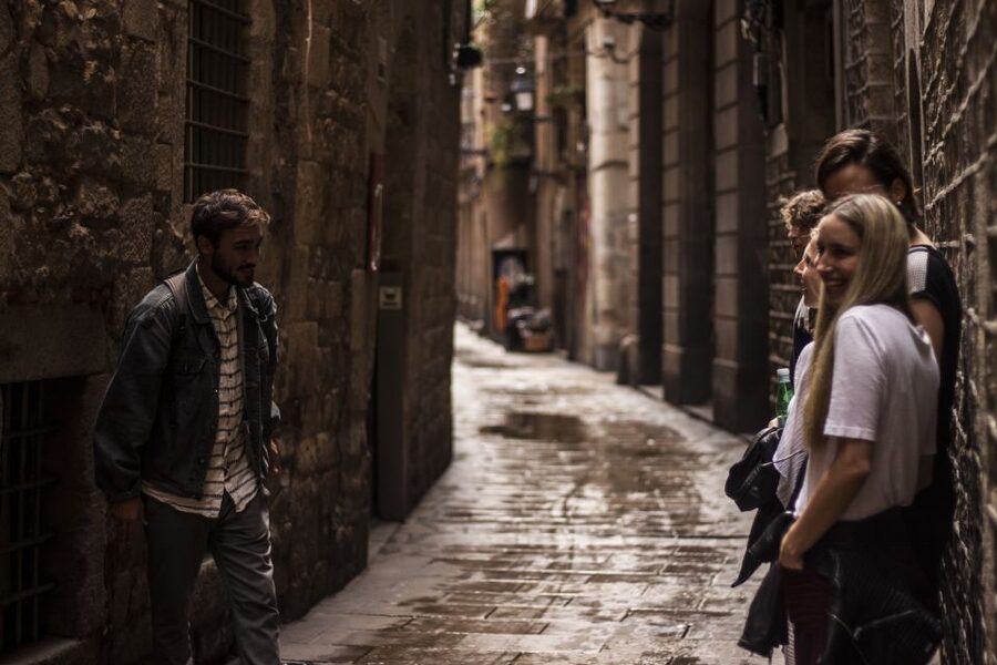 Barcelona: Secret Food Tour - A warm start with old bakery traditions