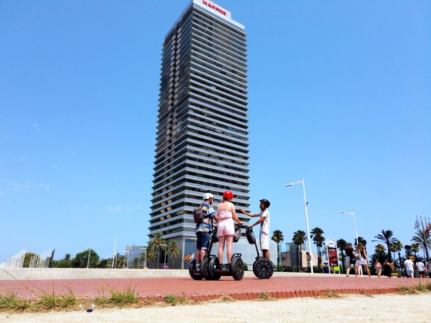 ❤️Barcelona Segway Tour ❤️ with a Local Guide - Why this route works for a first look at Barcelona