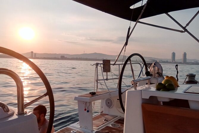 Barcelona Sensational Sunset Tour with Open Bar and Snacks - Port Vell and Barcelona’s old harbor