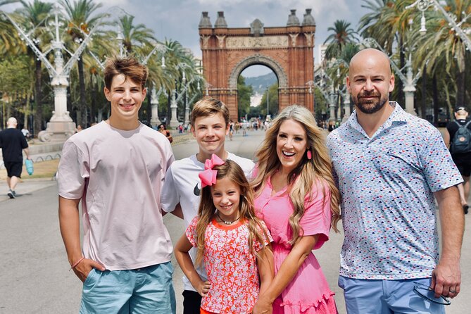 Barcelona Sightseeing by Bike with Photo Shooting and Tapas - Tapas at the end, with one extra cost