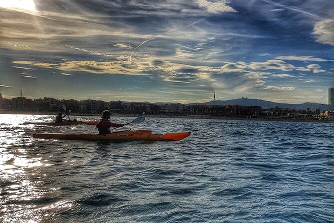 Barcelona Skyline Kayaking Coupled with Delicious Tapas - Why the evening timing works