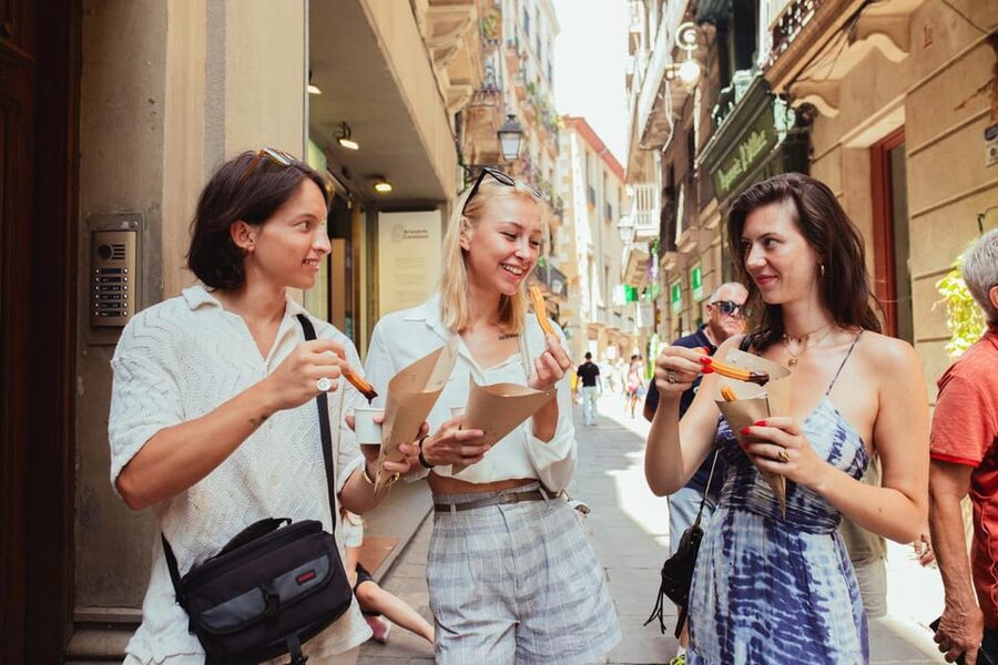 Barcelona: Small Group Gothic, Tapas & Churros Tour! - Why this Barcelona food walk works