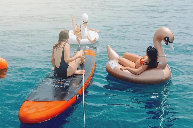 Barcelona Small Group Sailing with Snacks and Cava - Key things to know before you sail