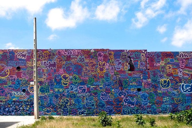 Barcelona Street Art and Graffitti Bicycle Tour - What the Three-Hour Route Feels Like