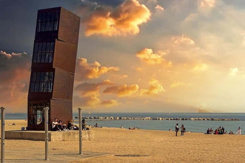 Barcelona: Sunrise & Sunset Paddle Surf Experience - What the 1.5-hour session feels like