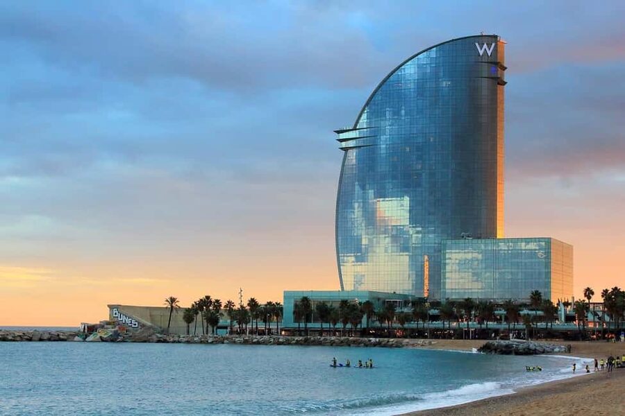 Barcelona: Sunrise & Sunset Paddle Surf Experience - The views and the included photos