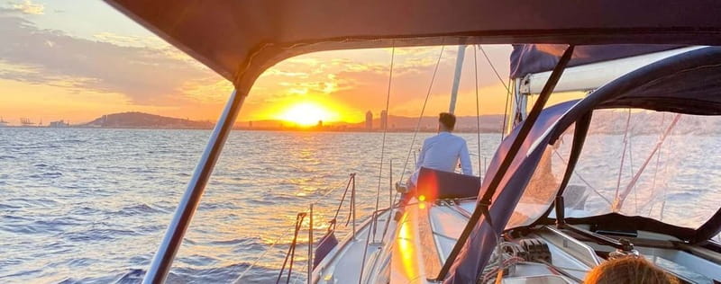 Barcelona: Sunset Boat Trip with Cava Wine and Snacks - Sailing Away From Port Olímpic