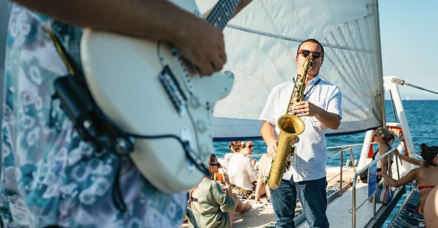 Barcelona: Sunset Catamaran Cruise with Live Music - Key points to know before you sail