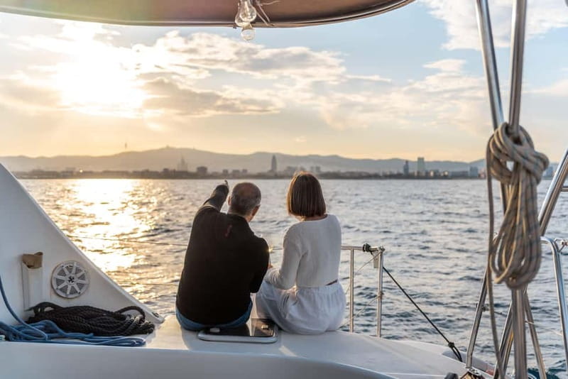 Barcelona: Sunset Catamaran Cruise with Wine and Tapa - Key points to know before booking