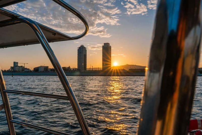 Barcelona: Sunset Catamaran Cruise with Wine and Tapa - Wine, cava, beer, and one Mediterranean tapa