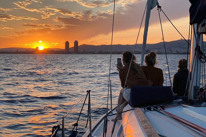 Barcelona Sunset Cruise with Open Bar of Cava and Snacks - Key Points Before You Book