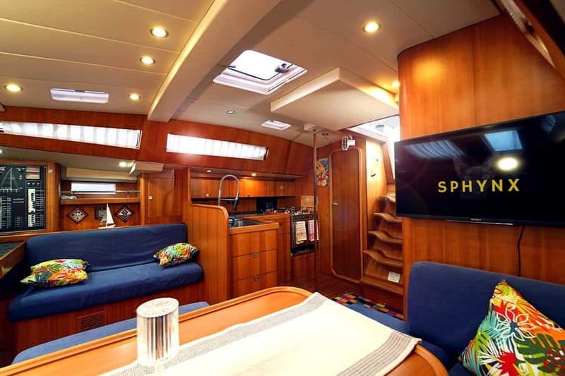 Barcelona: Sunset or Afternoon Yacht Cruise with Drinks - The coastline views, one landmark at a time