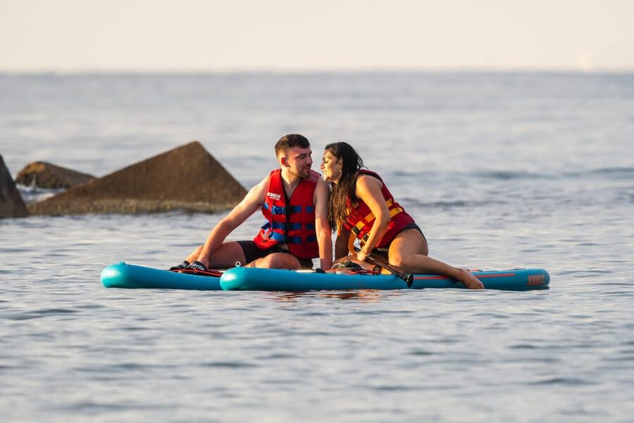 Barcelona: Sunset Paddleboarding Experience with 1 Beer - Who will enjoy this Barcelona water activity