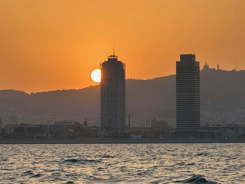 Barcelona: Sunset Sailboat Cruise with Open Bar and Snacks - Practical tips for a smoother evening