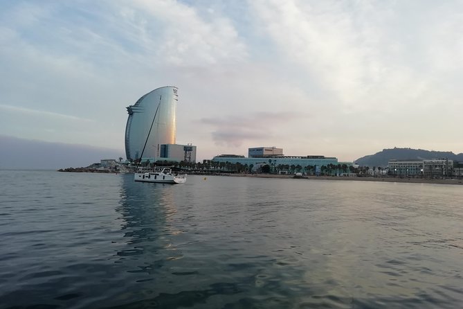 Barcelona Sunset Sailing Cruise from Port Olímpic with Open Bar - What is served on board