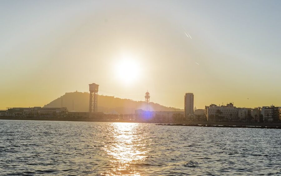 Barcelona Sunset Sailing with Gin Tonic Workshop Option - Key things to know before you book