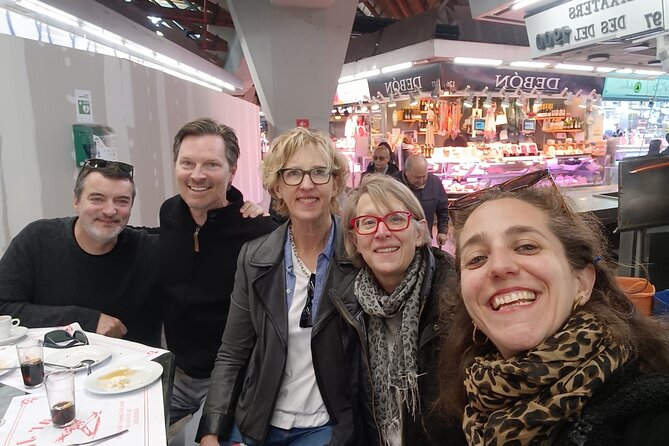 Barcelona tailored tapas & drinks tour with a native guide - A private food tour shaped around you