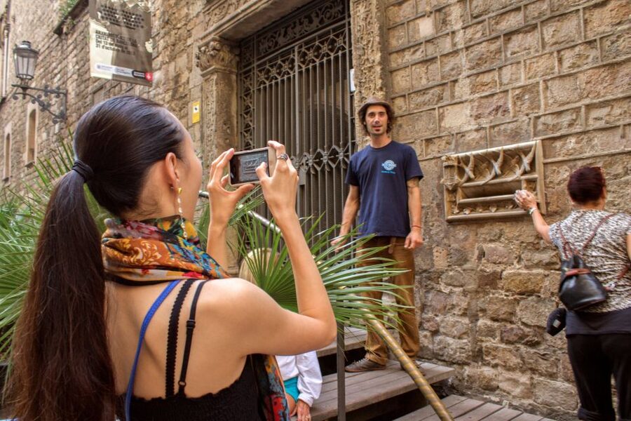 Barcelona Tapas 3-Hour Bike Tour - Weather, comfort, and practical planning