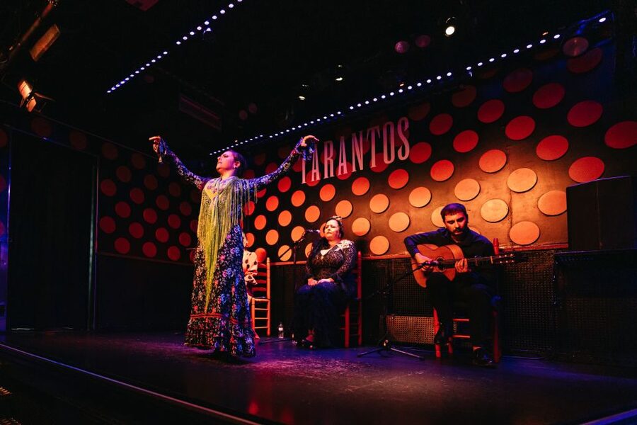 Barcelona: Tapas and Flamenco Experience - The evening begins near La Boqueria