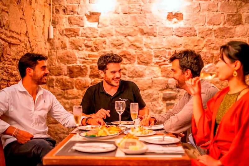 Barcelona: Tapas and Wine with Flamenco Show in the Old Town - What the $96 price really covers