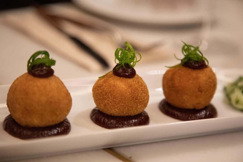 Barcelona: Tapas Crawl full meal & drinks all included - Should you book this Barcelona tapas tour?