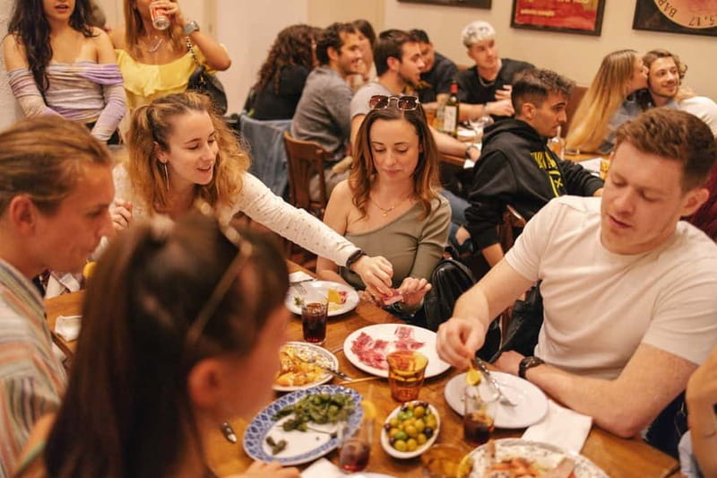 Barcelona: Tapas Food Crawl Walking Tour with Tastings - Practical tips before you go