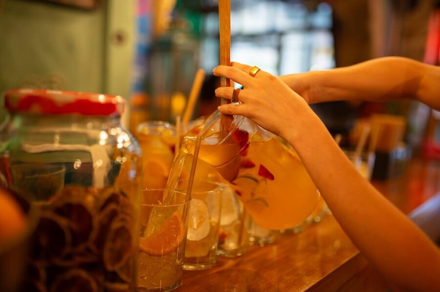 Barcelona: Tapas Tour with Food Tastings and Drinks - Who should book this Barcelona tapas tour?