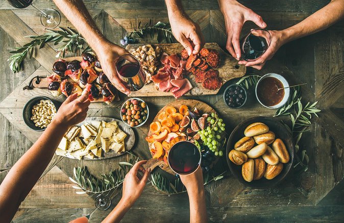 Barcelona: Tapas & Wine, Private Tour in Traditional Taverns - Why this tapas tour feels different from a restaurant dinner