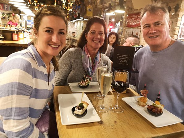 Barcelona: Tapas & Wine, Private Tour in Traditional Taverns - Malevo brings a different feel to the evening